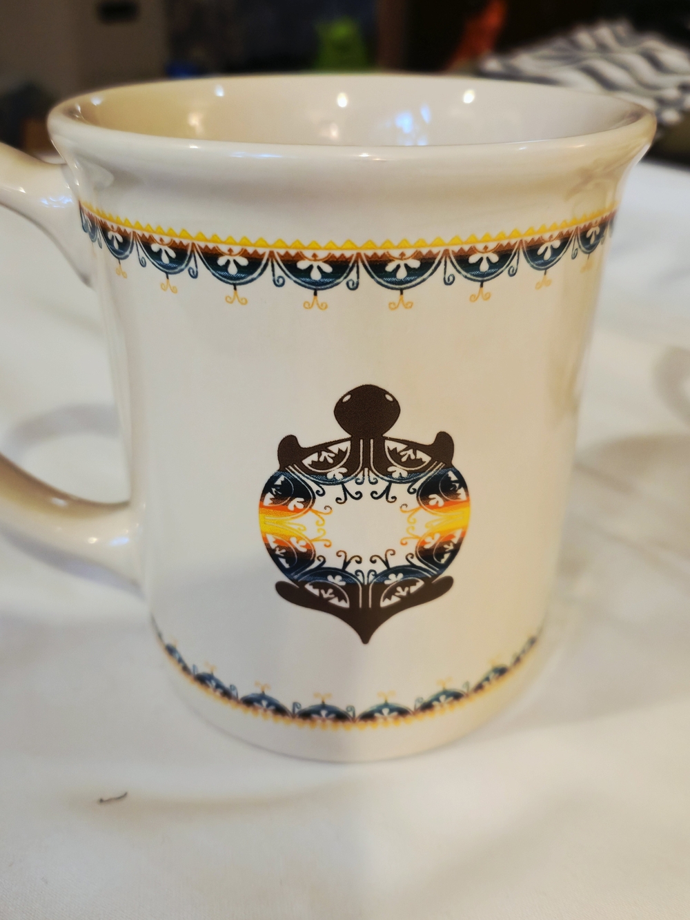 Pendleton Legendary Collection Ceramic Decorative Accent Mug in Cream